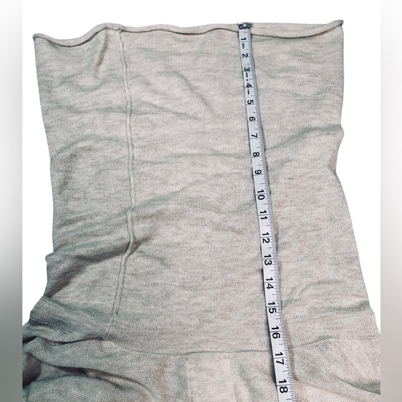 Between Me & You - Oversized Cowl Neck Sweater - S - Picture 11 of 16